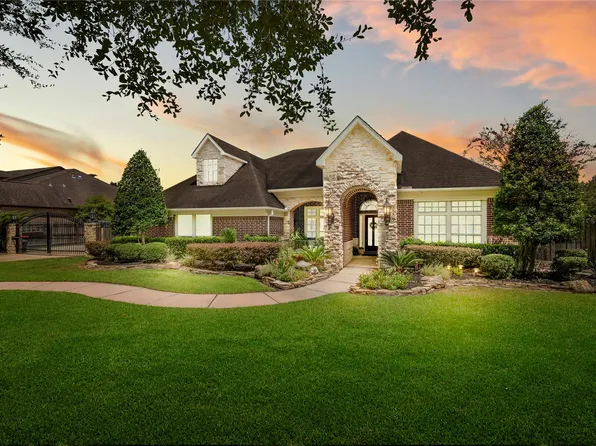 17618 Lasting Rose Dr, Cypress, TX 77429