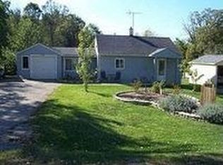 4852 Jamm Rd, Orion, MI 48359