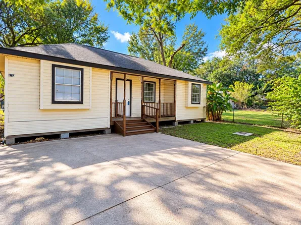4712 Oleander St, Bacliff, TX 77518