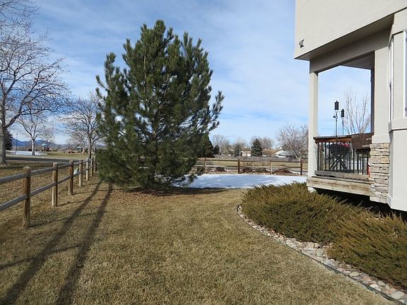 5th image of 8622 W 93rd Ct