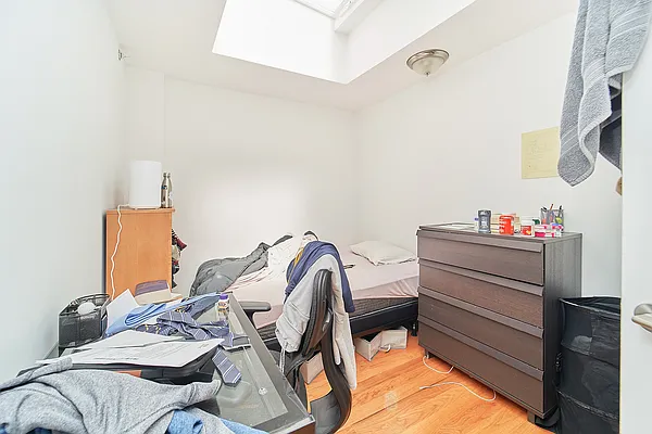 Rented by Living New York | media 8