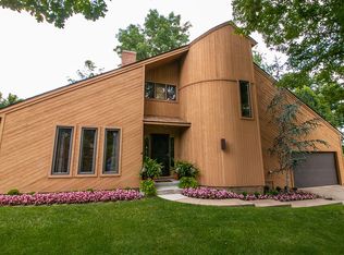 2051 Smith Rd, Charleston, WV 25314