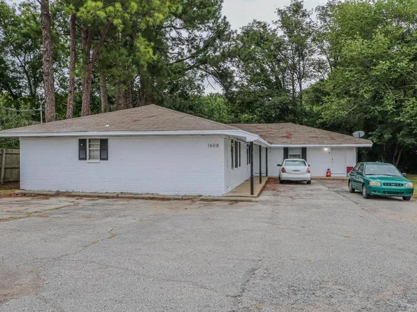1608 E Johnson Ave, Jonesboro, AR 72401