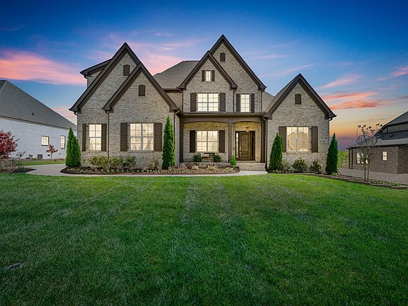 3rd image of 2037 Kingsbarns Dr