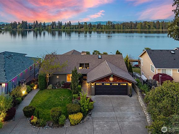 5th image of 1601 Tacoma Point Drive E
