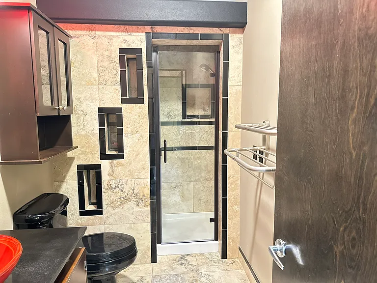 111 SE 22nd St #21 — Photo 3