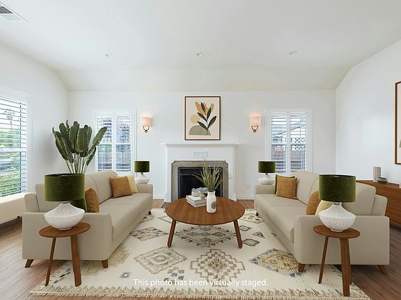 Living Room (virtually staged)