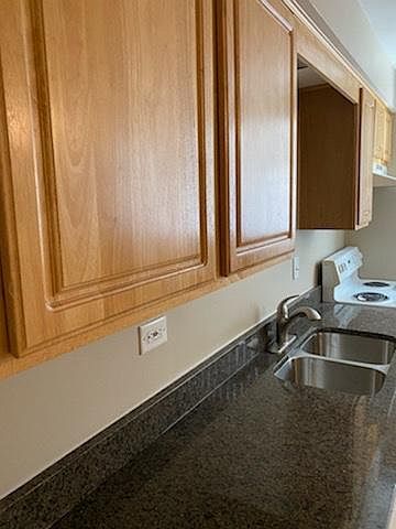 1st image of 20 S 6th Ave #1