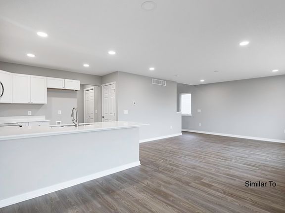 5th image of 1025 Adler Ct