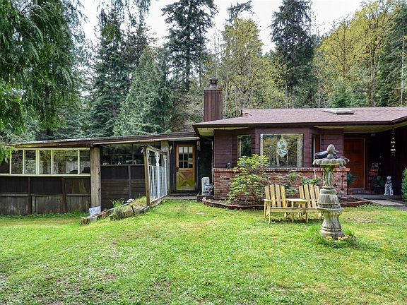 3rd image of 3780 Sooke Rd