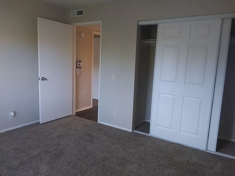 17740 Scherzinger Ln — Photo 36