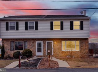 706 Main St, Oley, PA 19547