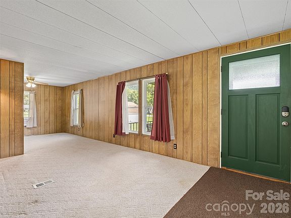 4th image of 1254 Sulphur Springs Rd