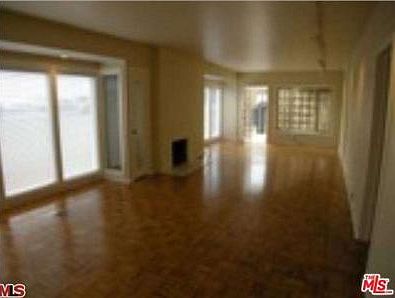 5th image of 1124 Hilldale Ave