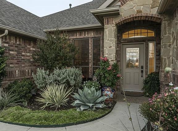 2nd image of 9521 Havenway Dr