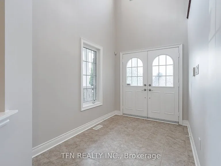 1648 Pennel Dr #UPPER — Photo 5