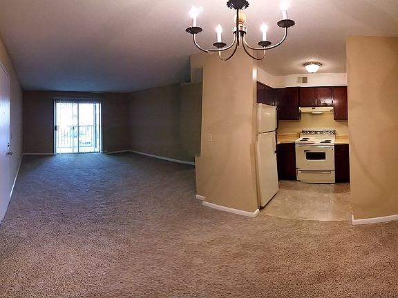 2nd image of 123 Castle Oak Pl