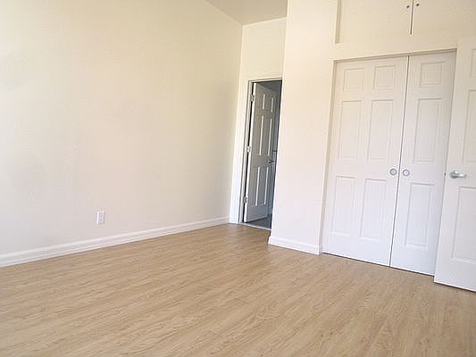 2nd image of 2155 2nd Ave #2B