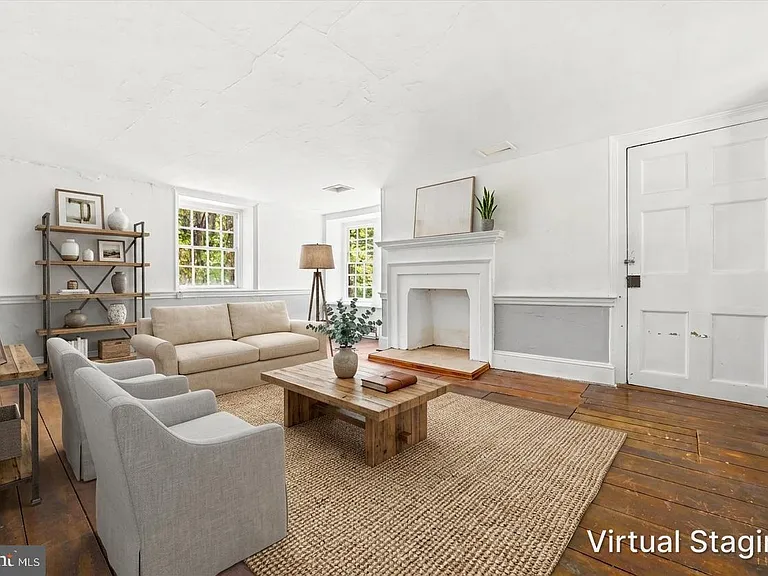 210 Westtown Way — Photo 2