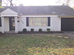 7544 Sagamore Rd, Prairie Village, KS 66208