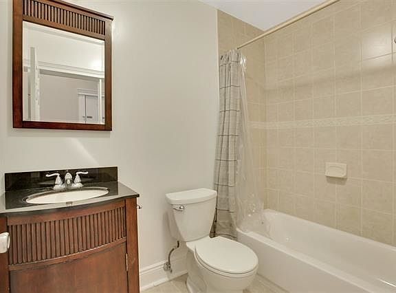 4th image of 364 7th St APT 3