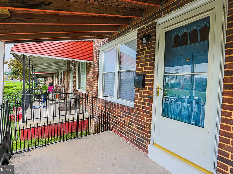 130 Reedbird Ave — Photo 8