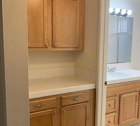 3rd image of 1346 Pacific Beach Dr APT 2