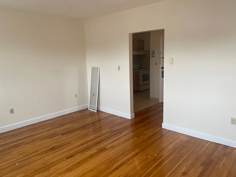 10 Armington St #1 — Photo 6