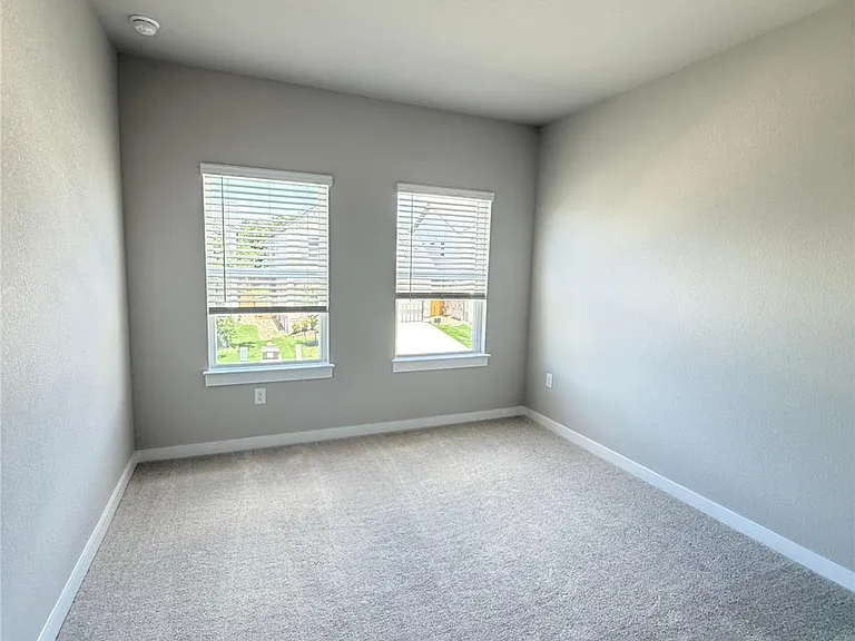 745 Beaverton Dr — Photo 25