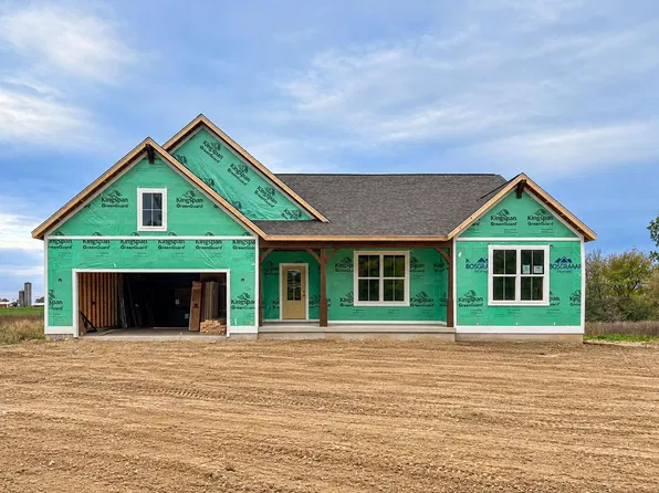 7376 Blackbrook Dr, Zeeland, MI 49464
