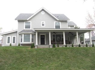 2 E Meyer Blvd, Kansas City, MO 64113