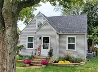 1457 183rd St, Homewood, IL 60430