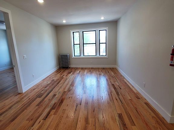 2nd image of 569 Bergen Ave #26