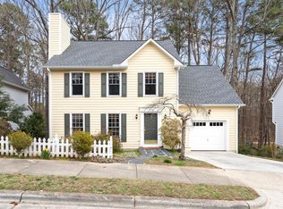 218 Oxford Hills Dr, Chapel Hill, NC 27514