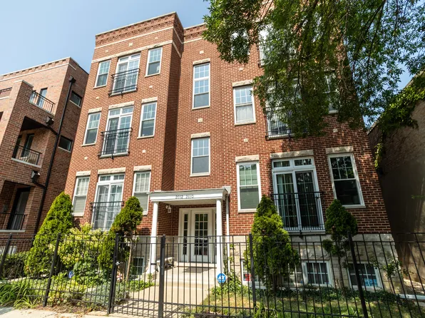 2662 W Montrose Ave #3, Chicago, IL 60618