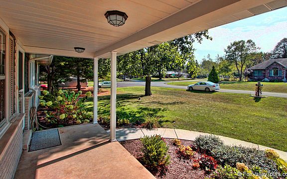 4th image of 2601 Sunnyside Dr