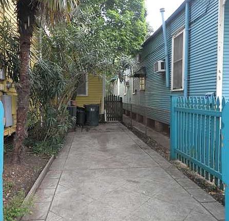 2nd image of 233 Broadway St