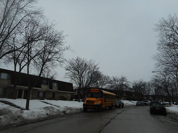 4th image of 6162 W Port Ave