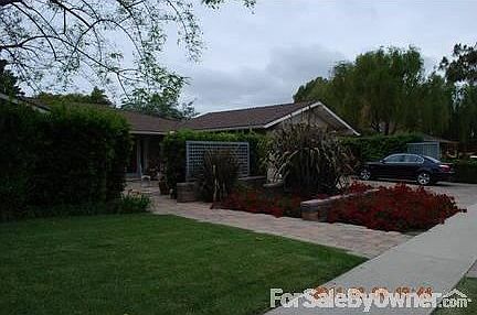 2nd image of 1655 Riente St