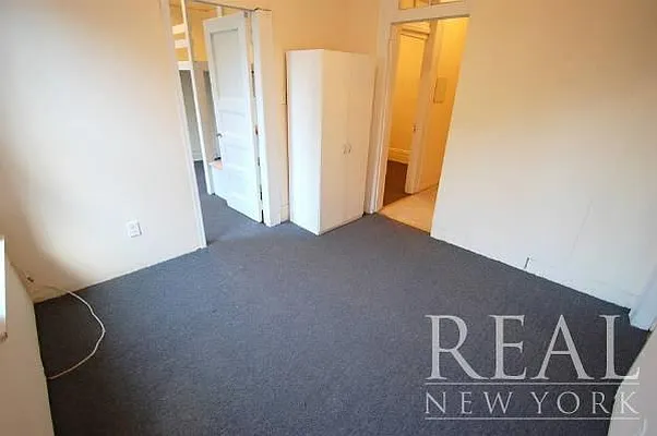 Rented by REAL New York | media 20