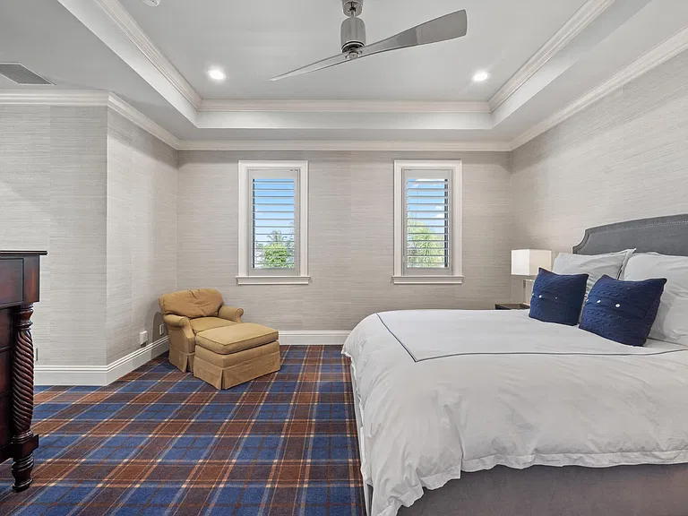 7474 NE Bay Cove Ct — Photo 100