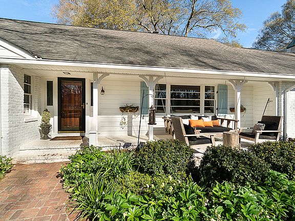 3rd image of 123 Meyers Dr