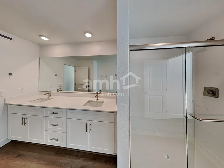 10322 Medusita St — Photo 11