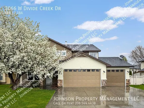 3066 W Divide Creek Dr, Meridian, ID 83646