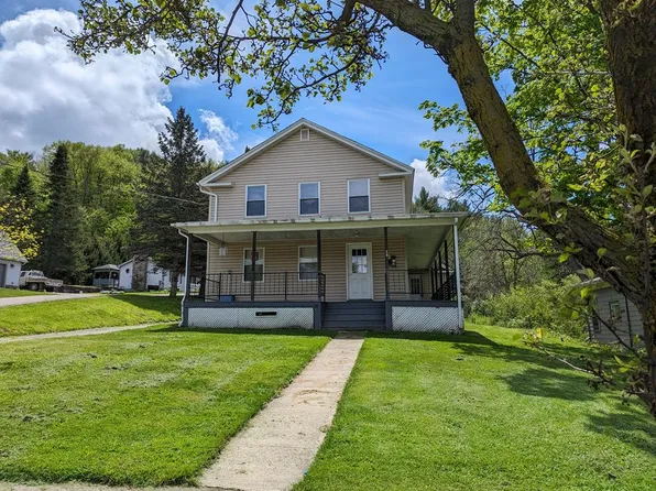 54 East Ave, Wellsboro, PA 16901