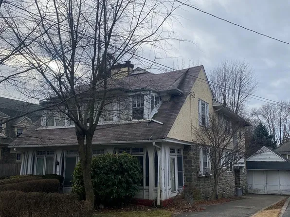 6210 N Fairhill St, Philadelphia, PA 19126