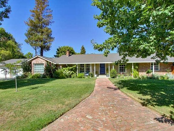 4th image of 1230 Arroyo Grande Dr