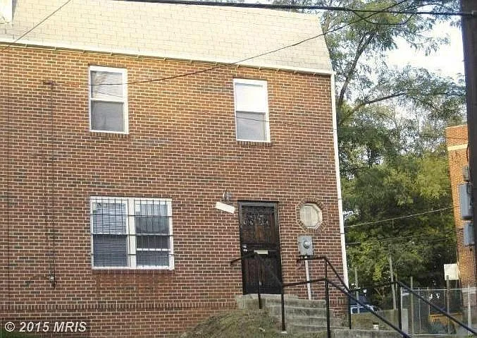 1426 Morris Rd SE photo 1