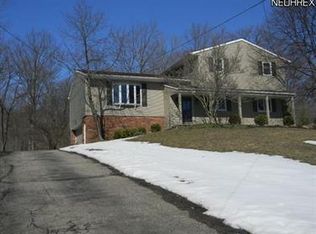 8095 Monterey Dr, Kirtland, OH