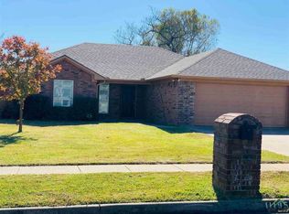 11195 Meadows Dr, Flint, TX 75762